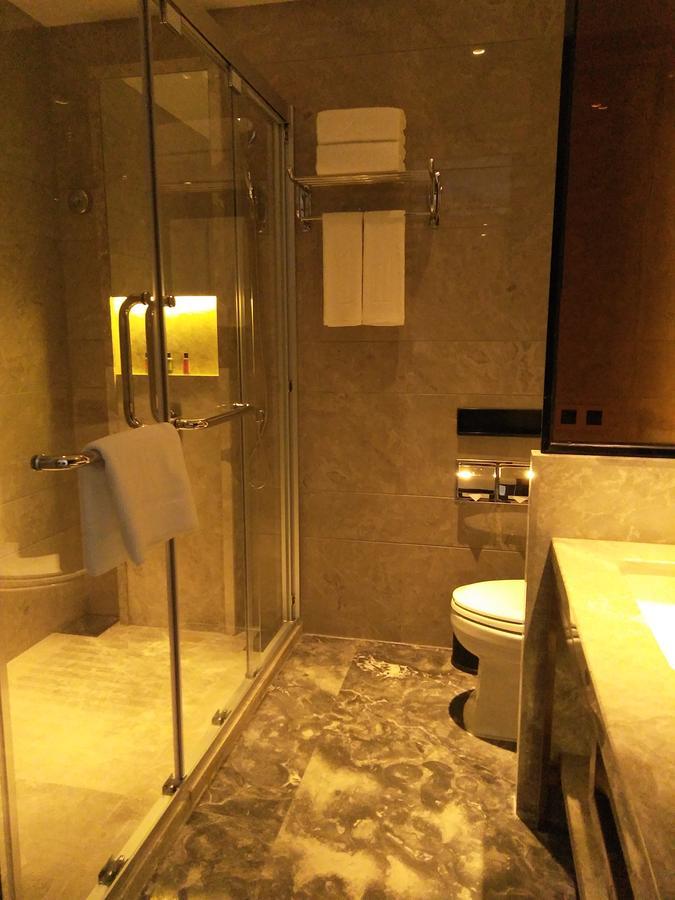 Brandi Hotel Foshan Eksteriør billede