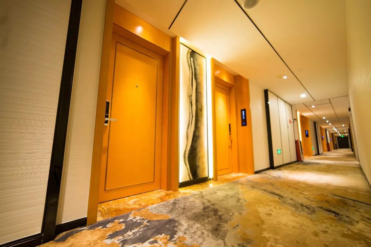 Brandi Hotel Foshan Eksteriør billede